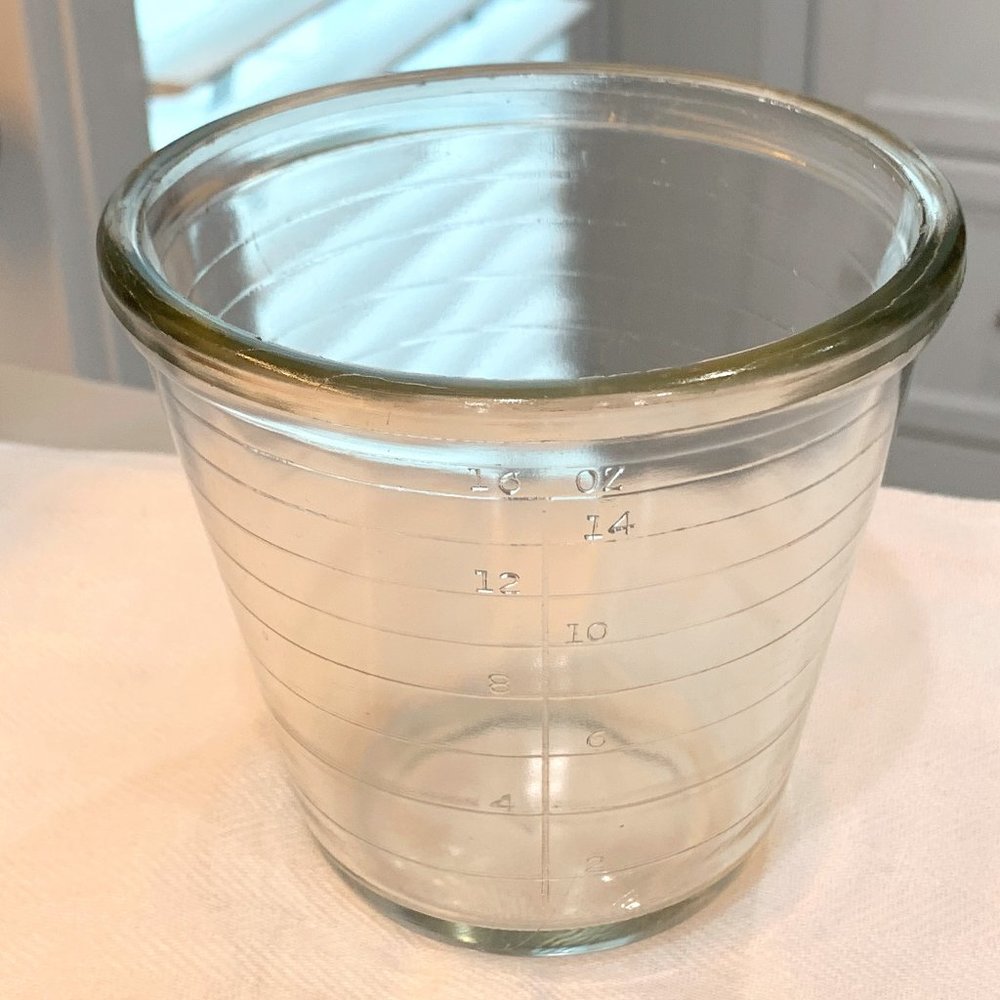 Hazel Atlas 2 cup Measuring Cup 1940s-60s